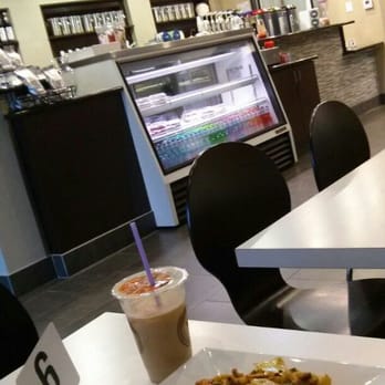 iCafe - Yaki Udon noodles (with beef, chicken, and shrimp) and milk tea - Asian Fusion Near Me - Arlington, Texas