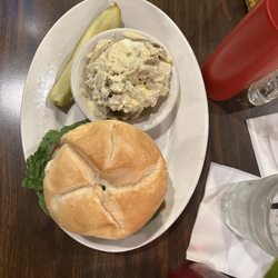 Burger and mashed potatoes