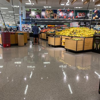 Target - Produce Section - Department Stores Near Me - Kissimmee, Florida