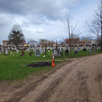 Center St Cemetery Assoc - Funeral Services & Cemeteries Near Me - Wallingford, Connecticut Center St Cemetery Assoc - Funeral Services & Cemeteries Near Me - Wallingford, Connecticut