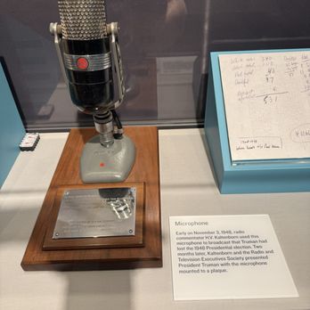 Harry S. Truman Library & Museum - Libraries Near Me - Independence, Missouri