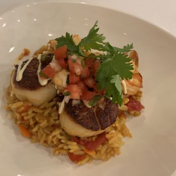 MW Restaurant - Seafood paella - New American Near Me - Honolulu, Hawaii