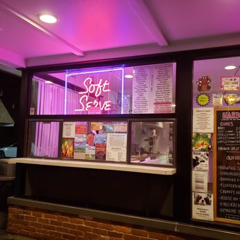 Swirls & Scoops - Ordering window - Ice Cream & Frozen Yogurt Near Me - North Grafton, Massachusetts Swirls & Scoops - Ordering window - Ice Cream & Frozen Yogurt Near Me - North Grafton, Massachusetts