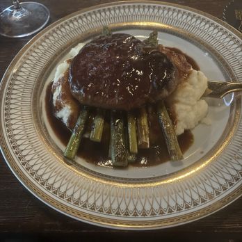 Falcon’s Lair - Filet Mignon - Lounges Near Me - Ripon, California