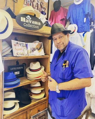 D Asis Guayaberas by null