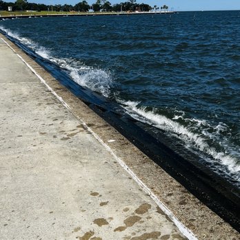 Lakeshore Drive - Lakes Near Me - New Orleans, Louisiana Lakeshore Drive - Lakes Near Me - New Orleans, Louisiana