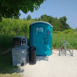 Pine River Dairy - Unisex loo and bike rack