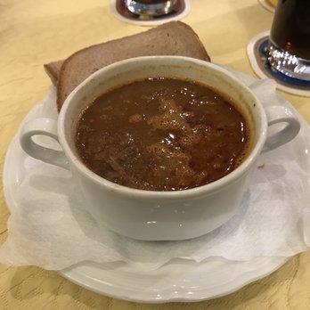 Café Bozner - Goulasch Suppe - Patisserie/Cake Shop Near Me - Mittenwald, BY