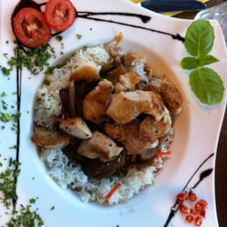 Rathausstüb'l Hermagor - Gemüse im Wok mit Reis und Putenstreifen