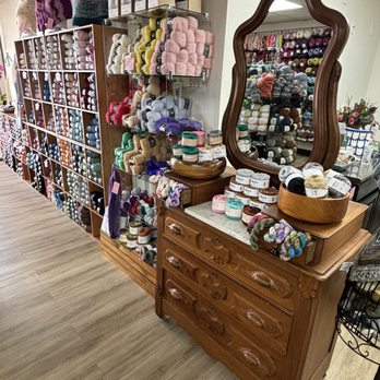 Yarn Parlour - Yarn - Knitting Supplies Near Me - Scottsdale, Arizona Yarn Parlour - Yarn - Knitting Supplies Near Me - Scottsdale, Arizona