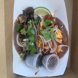 Molino Oloyo - Breakfast tacos: brisket & chicken