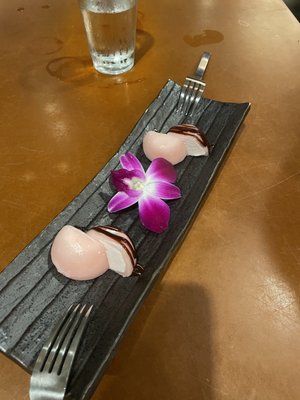 Fuji Sushi by null