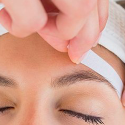 Beauty with a Buss! - FREE Eyebrow Wax with new Facebook like to beyoutiful.mi