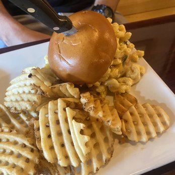 Craft Burger Bar - Mac Daddy - Burgers Near Me - Virginia Beach, Virginia Craft Burger Bar - Mac Daddy - Burgers Near Me - Virginia Beach, Virginia
