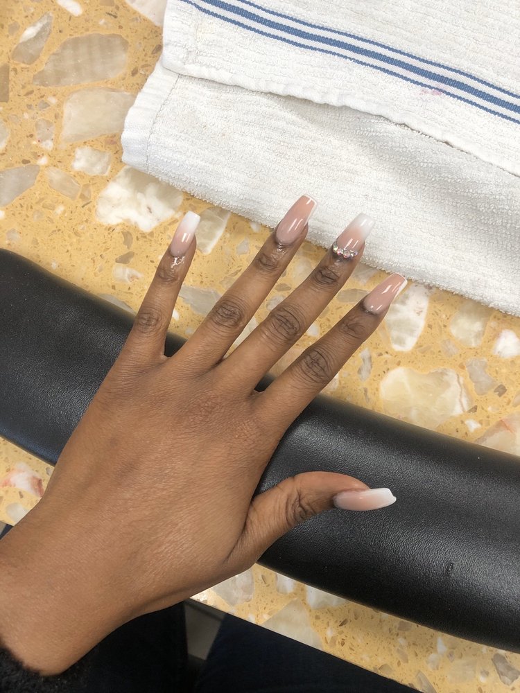 TIP TO TOE NAIL SALON 77 Photos & 37 Reviews 2334 W Buckingham Rd