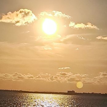 Charleston Harbor Tours - Incredible sunset - Boating Near Me - Charleston, South Carolina