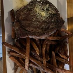 Loosey's - Steak and Fries