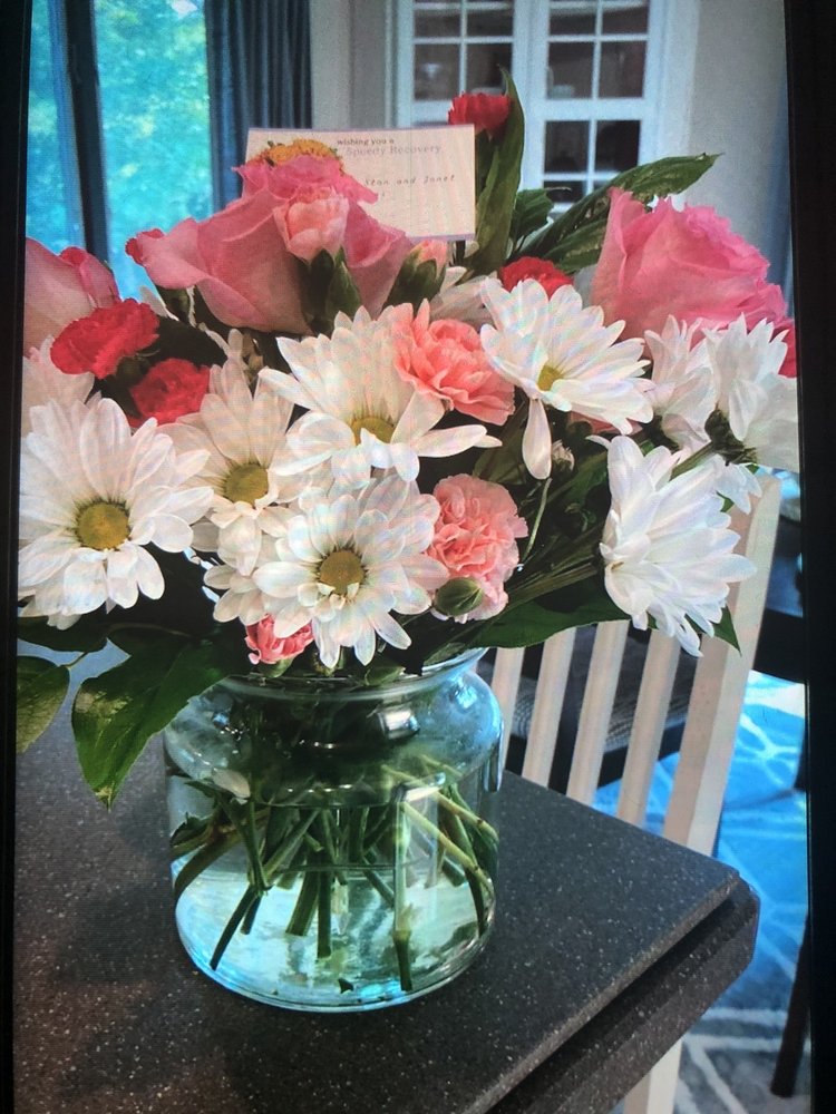 WHITE LILIES N PARADISE Updated September 2024 19 Photos 333 N