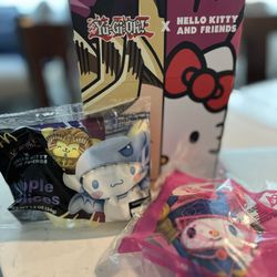 McDonald's - Hamburger Happy Meal!! With Hello Kitty and Yu-Gi-Mash! Got the MyMelody x Dark Magical Girl! What did you get?