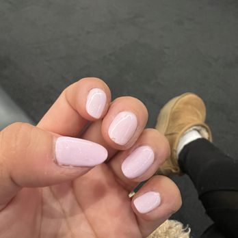 Luchic Nails Bar - Nail Salons Near Me - Los Angeles, California