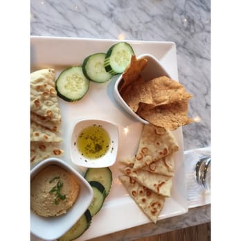 Frida's - Hummus plate appetizer - Vegetarian Near Me - University City, Missouri