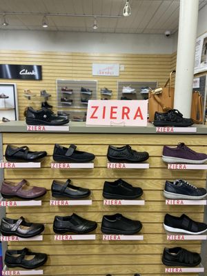 Mar-Lou Shoes by null