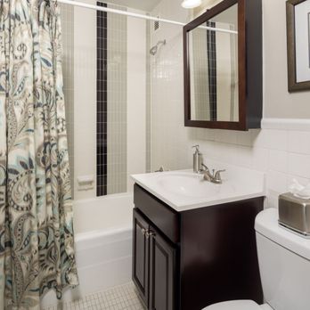 Premier at Cherry Hill - Bathroom With Bathtub - Apartments Near Me - Cherry Hill, New Jersey Premier at Cherry Hill - Bathroom With Bathtub - Apartments Near Me - Cherry Hill, New Jersey