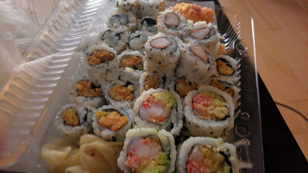 SUSHI BONSAÏ Updated May 2024 13 Photos & 13 Reviews 780 rue