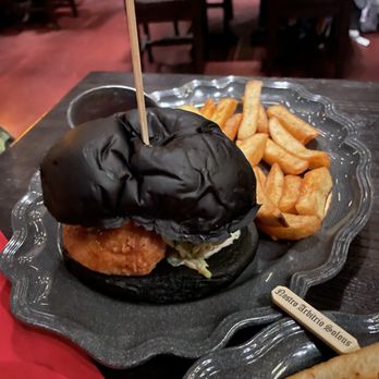 Das Stakehaus - Chicken Sandwich - Steakhouses Near Me - Orlando, Florida