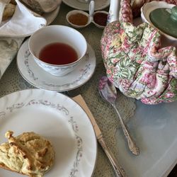 The Lizzie Rose - Tea and scone - perfect afternoon break