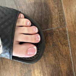 Pedi gel pink and white.