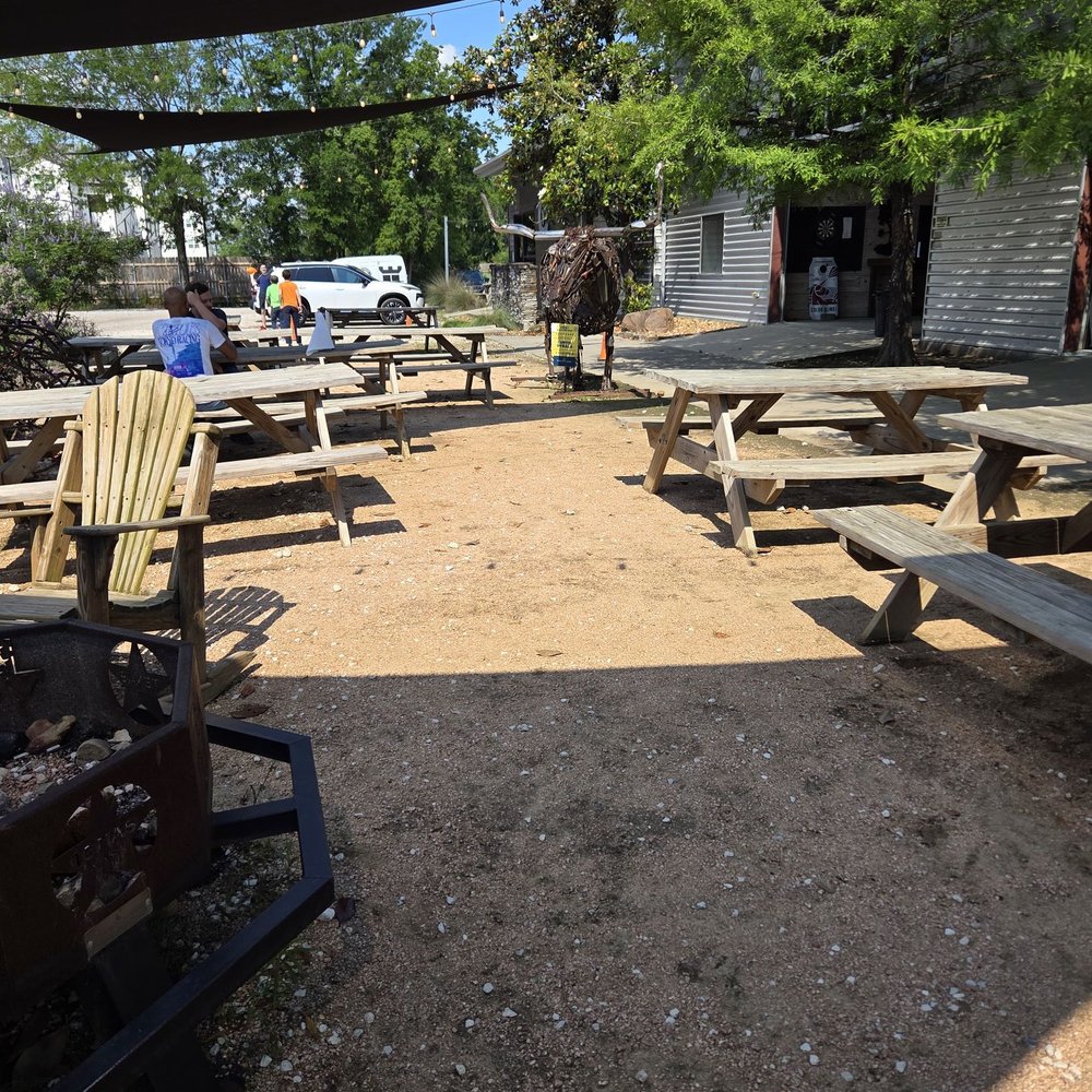 11 Below Brewing Company - Outside seating - Breweries Near Me - Spring, Texas