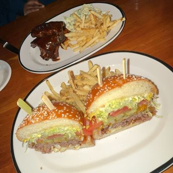 Hillstone - Hillstone Burger and Ribs - New American Near Me - San Francisco, California Hillstone - Hillstone Burger and Ribs - New American Near Me - San Francisco, California