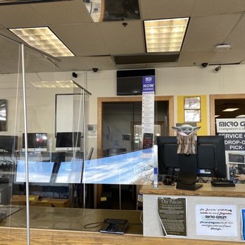 Micro Center - Computers Near Me - Fairfax, Virginia