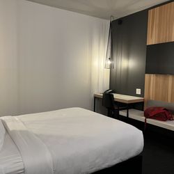 Alt Hotel Ottawa - Another angle