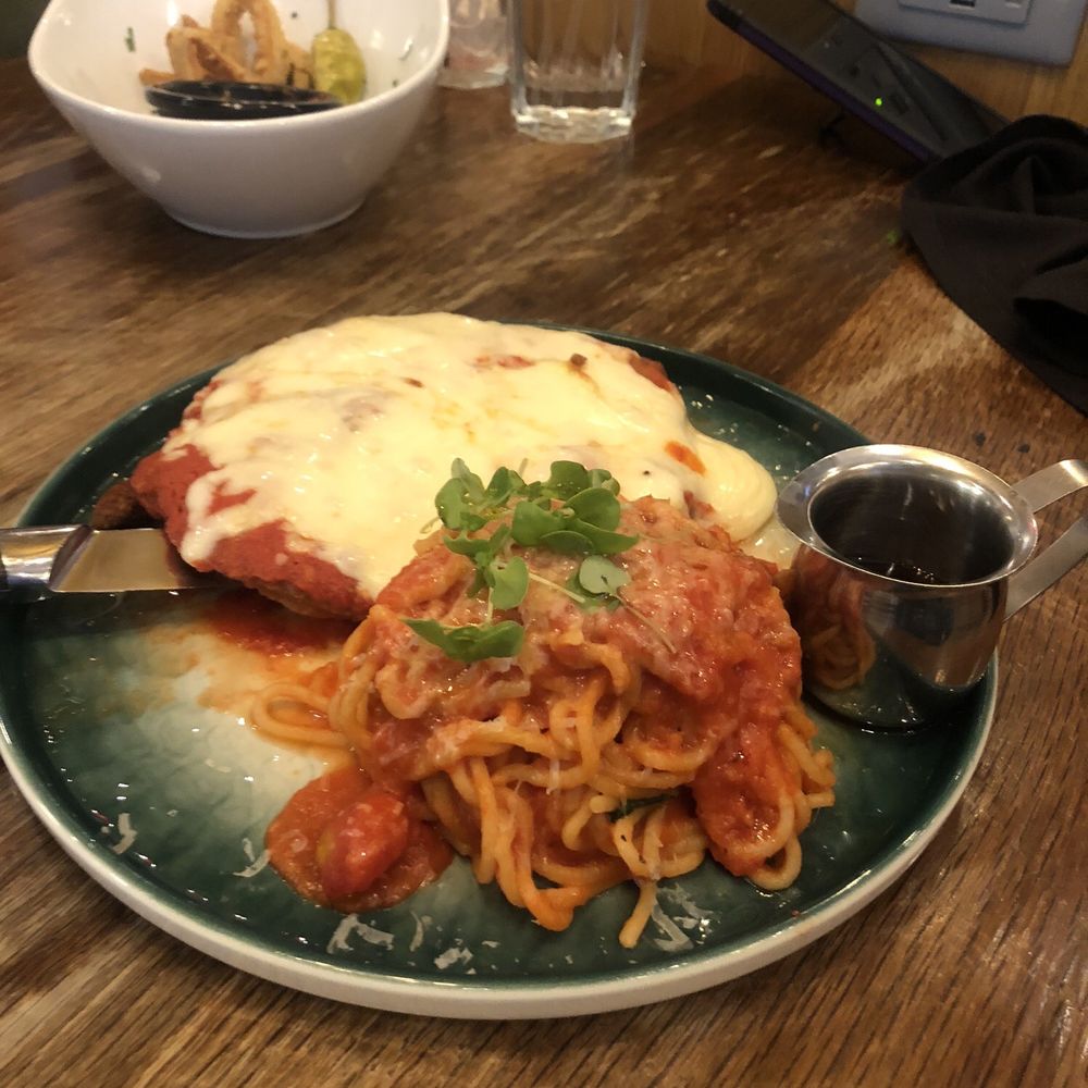 Enza - Chicken Parmesean - Pizza Near Me - Wyndmoor, Pennsylvania