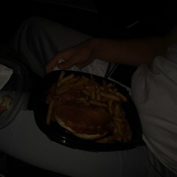 Yard House - Food without a good service was expectational thank you so much Shazzam  u have the best customer service every we appreciate u !! - New American Near Me - Concord, California