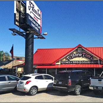 T-Bone Tom's - Front from highway 146 - Barbeque Near Me - Kemah, Texas