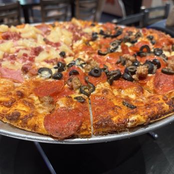 Me n ed's Pizzeria