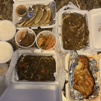 Blue House Korean BBQ - Goon Mandu, Bulgogi, Chapchae, Dubokki - Korean Near Me - Mundelein, Illinois