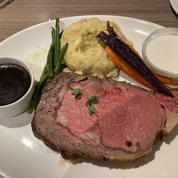 Basalt - Prime rib 10 oz - New American Near Me - Honolulu, Hawaii Basalt - Prime rib 10 oz - New American Near Me - Honolulu, Hawaii