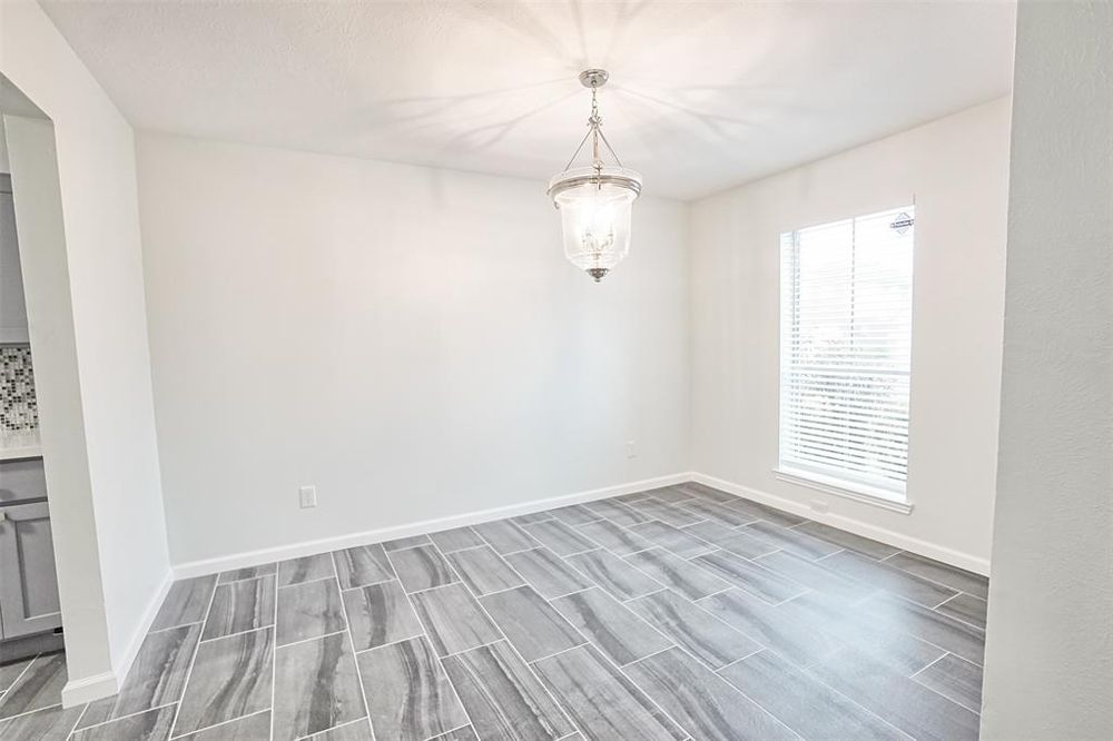 Slide of Mayra's Contracting Services