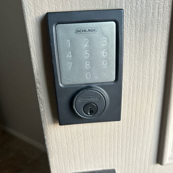 24Seven Locksmith Door Installation - Keys & Locksmiths Near Me - Scottsdale, Arizona