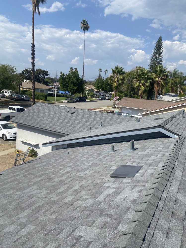 Slide of Ardon Roofing