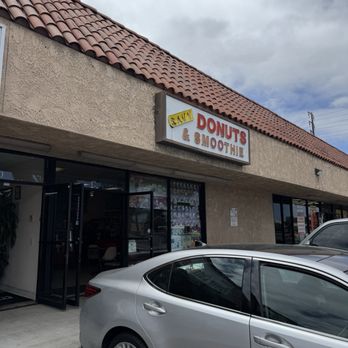 Savy Donuts & Smoothies - Entrance - Delis Near Me - Tustin, California Savy Donuts & Smoothies - Entrance - Delis Near Me - Tustin, California