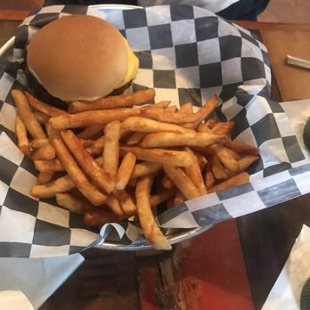 Bonzer Shack - Bacon Cheeseburger - Bars Near Me - Kill Devil Hills, North Carolina