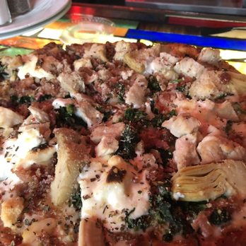 Magellans On Main St - Chicken, Bacon, Artichoke pizza! - Pizza Near Me - Waukesha, Wisconsin