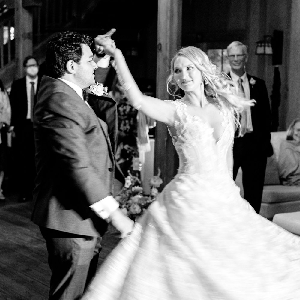 The Creative Minute Podcast — Manureva Studio - Branding \u0026 Illustration, image size:1000x1000