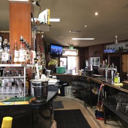 New Ivanhoe Hotel - Bar area