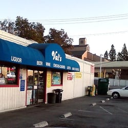 Val's Liquors